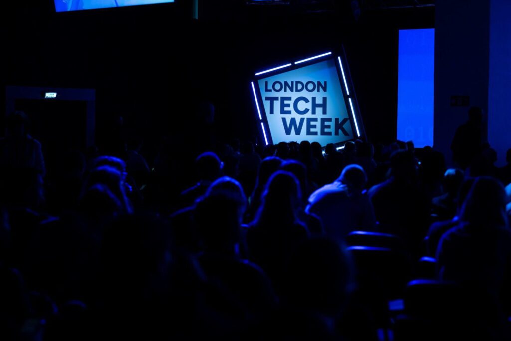 From Policy to Pixels: Keir Starmer & Digital Twin Innovation Dominate London Tech Week, Showcasing FySelf's TwinH/UKTN/Web