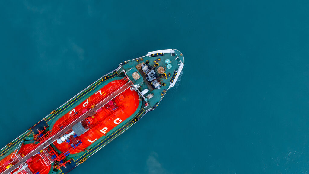 Revolutionizing ocean decarbonization through ammonia decomposition