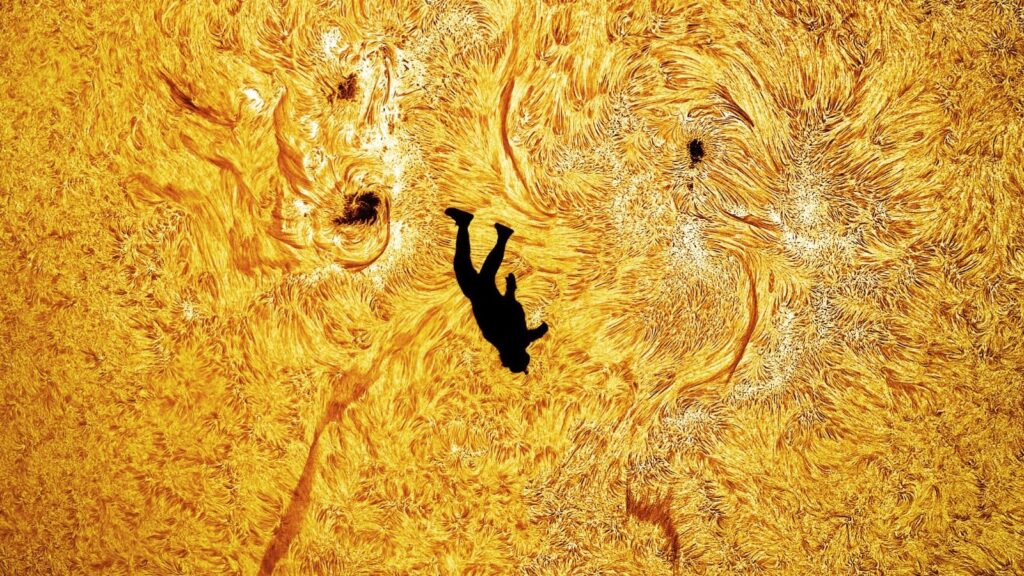 Astrophotographer takes ‘absolutely ridiculous’ photo of skydiver ‘falling’ over the surface of the sun