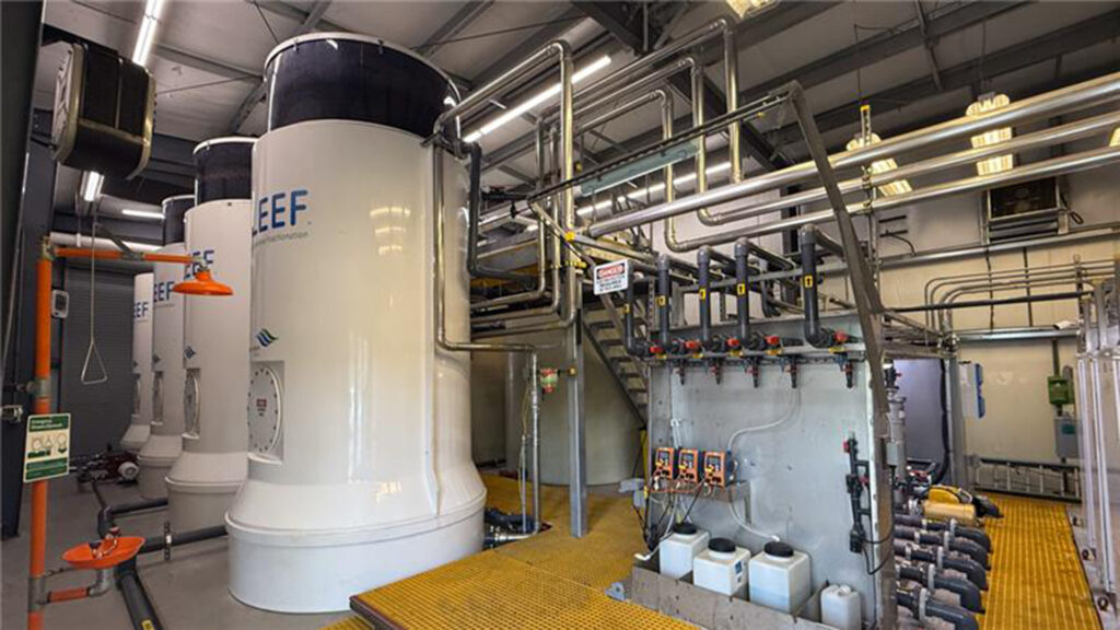 Using bubbles to remove PFAS from landfills