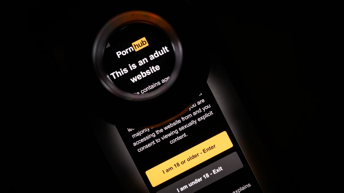 How to unblock Pornhub in West Virginia for free