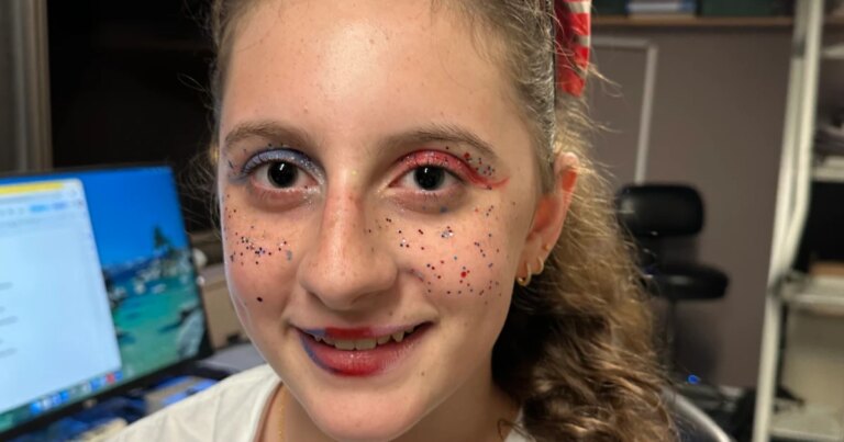 Girl With Sunflower Syndrome Had 500 Seizures A Day Until She Tried Blue Contact Lenses