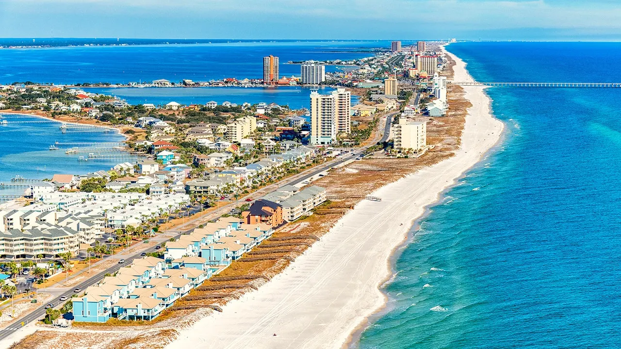 Pensacola Beach weighs stricter vacation rental registry over noise and trash