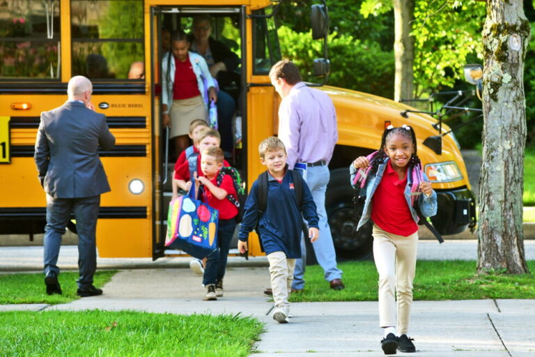 How to get kids back on a sleep schedule for the school year