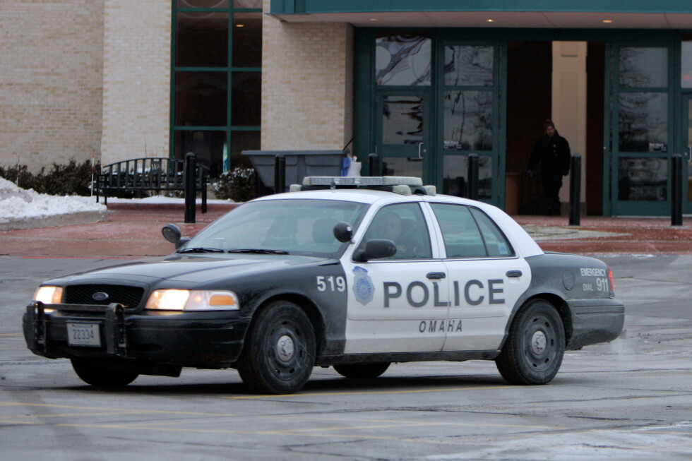 Omaha school district stops police from using electric shock gloves