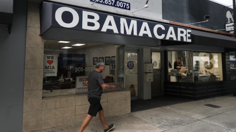 Trump administration removes around 760,000 Obamacare enrollments