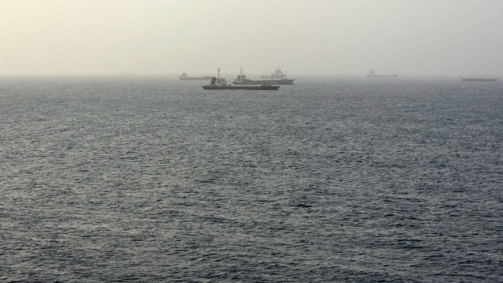 Trump to meet Gulf leaders on Iran endgame as oil strain persists