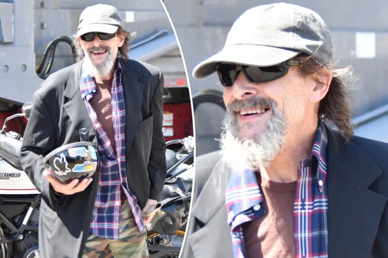 Iconic ’80s star Judd Nelson looks nearly unrecognizable in rare sighting