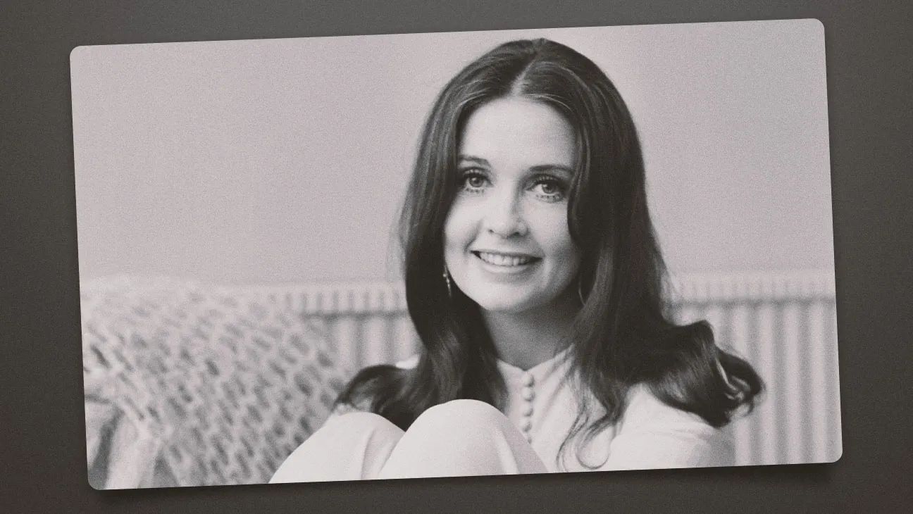 Anjanette Comer Dead: ‘The Loved One,’ ‘The Appaloosa’ Actress Was 86