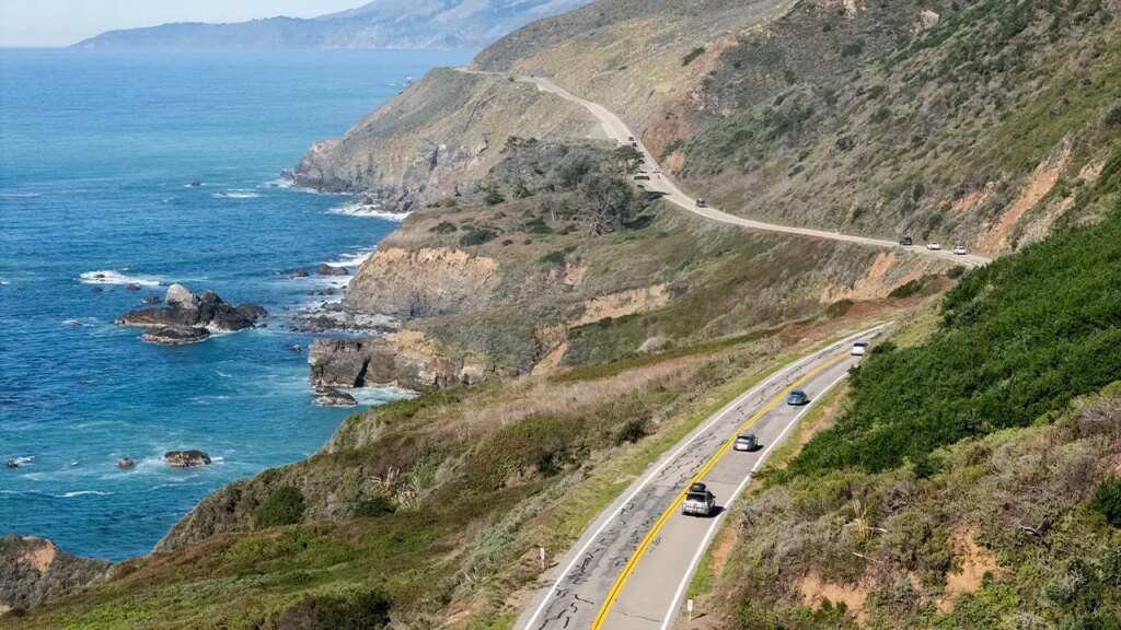 Residents revolt after new Highway 1 fence blocks California town’s ocean views