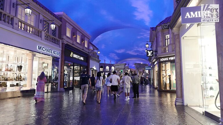 Las Vegas tourism industry shows early signs of a recovery after 2025 slump