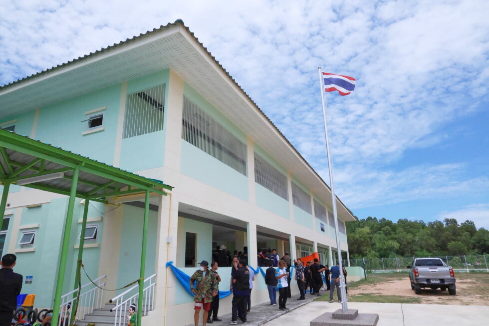 Teacher killed in shooting at a kindergarten in Thailand