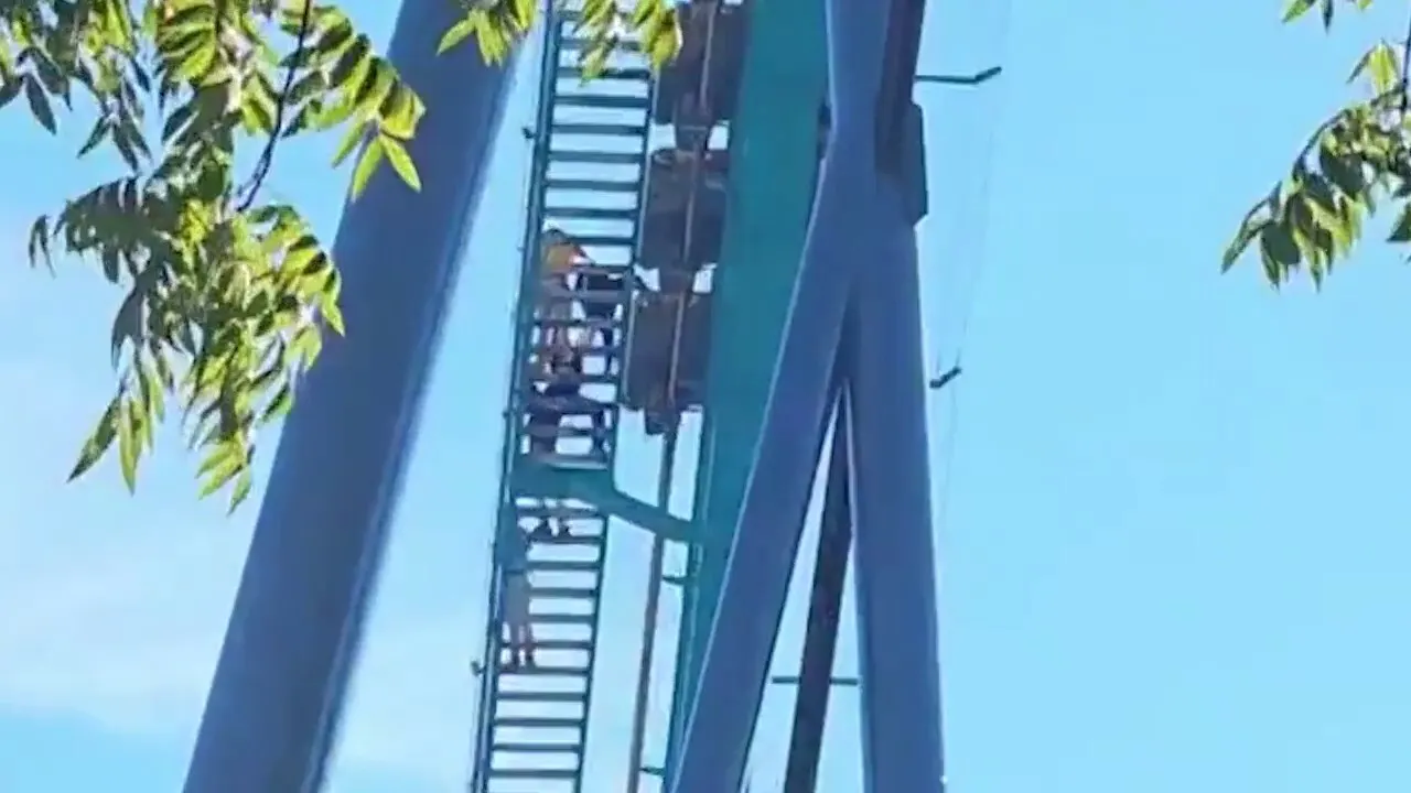 Eyewitnesses recount man’s tragic death at Six Flags Over Georgia theme park